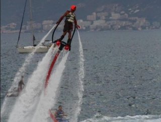  Volando sobre la superficie
